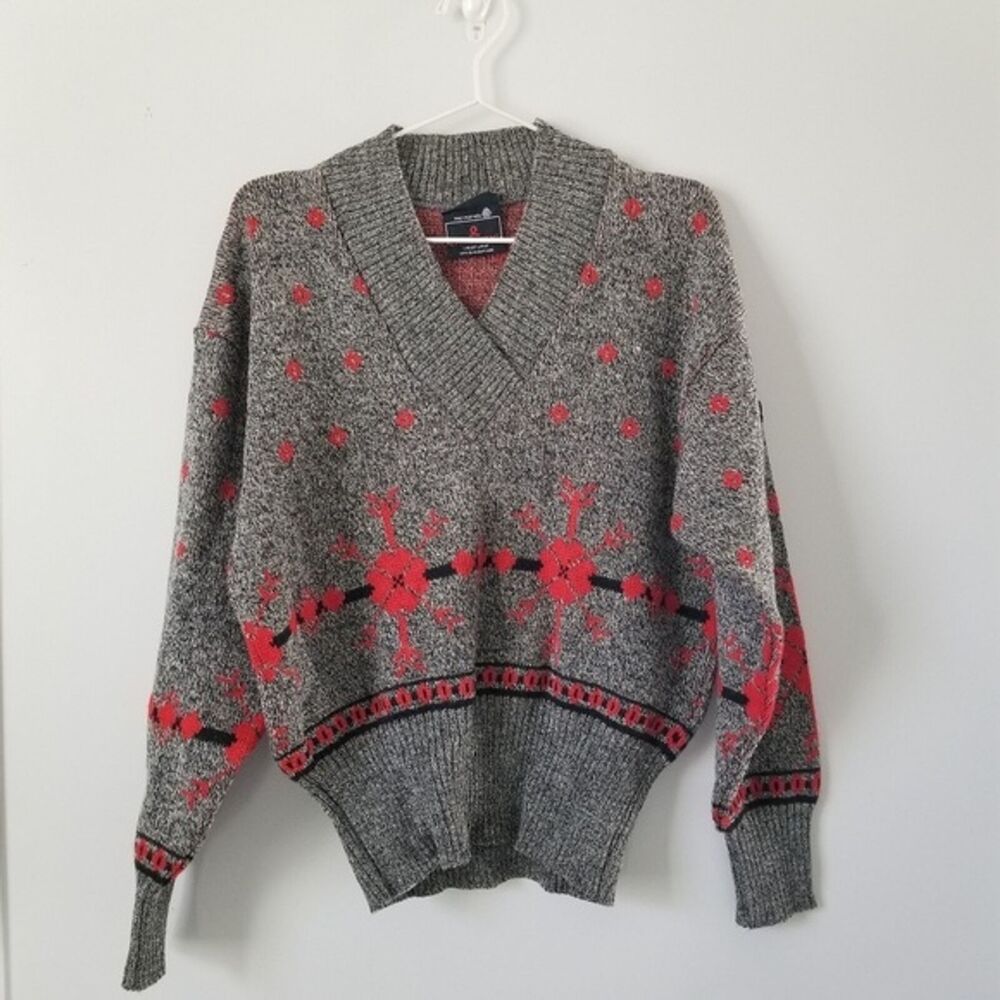 Demetre V-Neck Sweater size Large